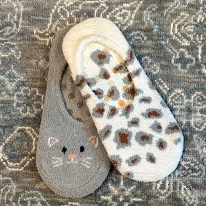 Cozy Cat and Leopard Print Slipper Socks